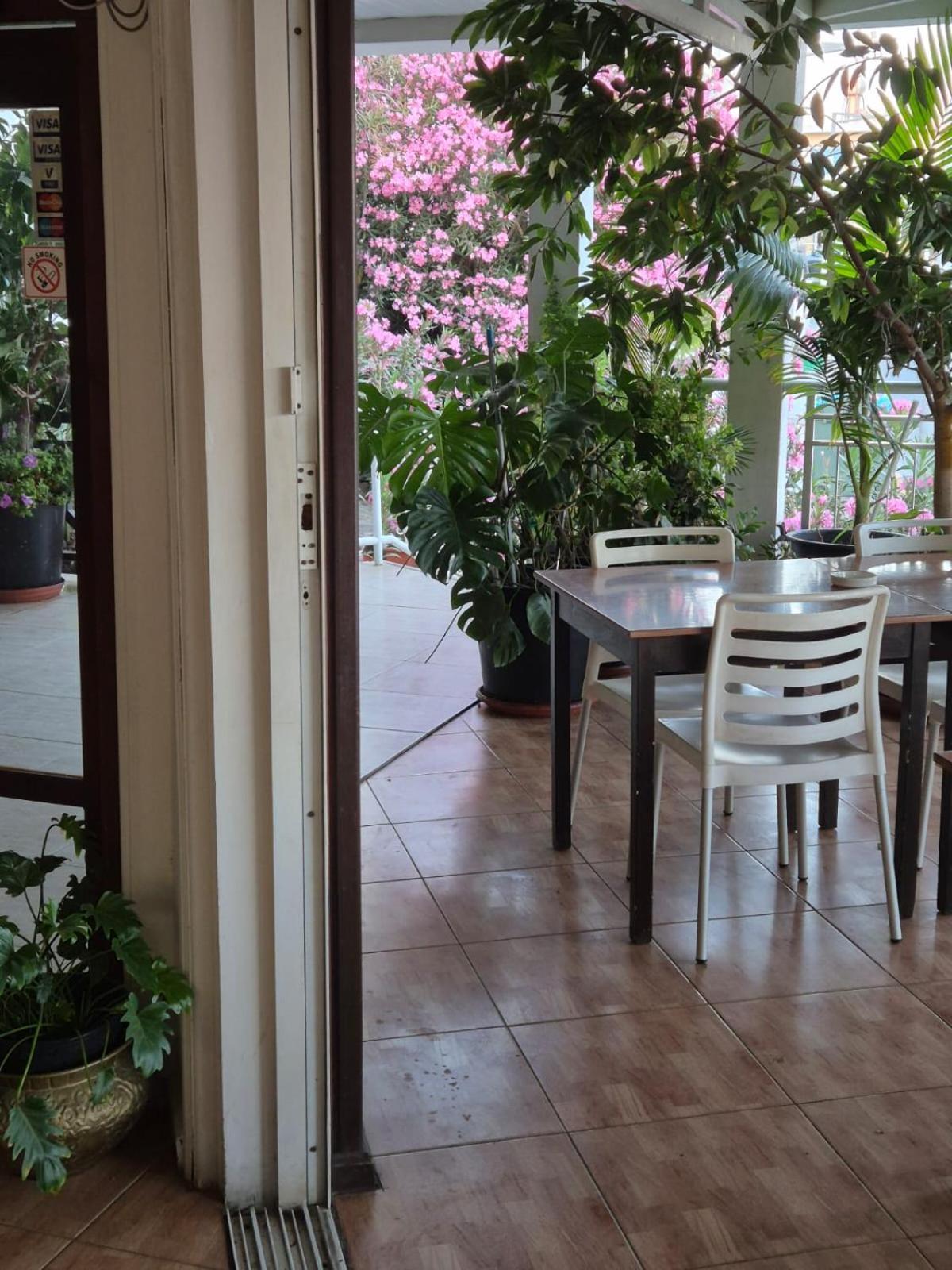Myriama Apartments Ayía Nápa Extérieur photo